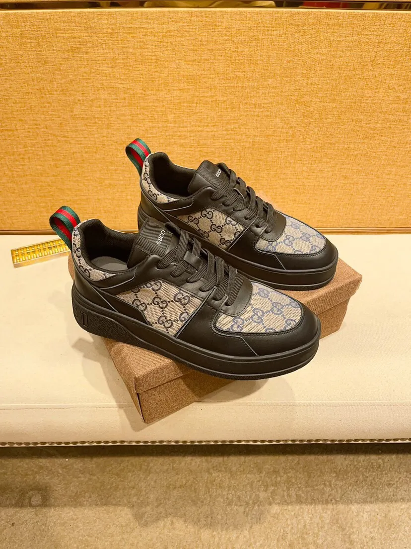Factory price 440 [Gucci] Gucci's latest casual Korean-style men's shoes, new autumn and winter design, perfect workmanship, cabinet quality, upper: cowhide material, leather lining; soft and comfortable, rubber outsole ultra-light, wear-resistant, simple, versatile fashion men's shoes, color optional, size 38--44